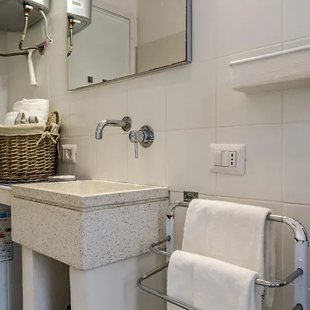 Apartment Casa Inzolia *